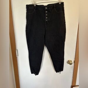 American eagle size 20 curvy high rise, cropped  black jeggings button fly